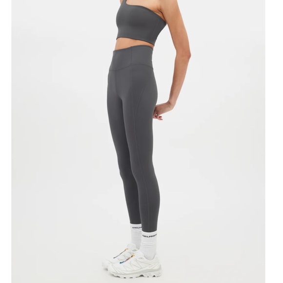 LIKE NEW Girlfriend Collective Smoke Gray Comprehensive High Rise Long Legging - Picture 1 of 5